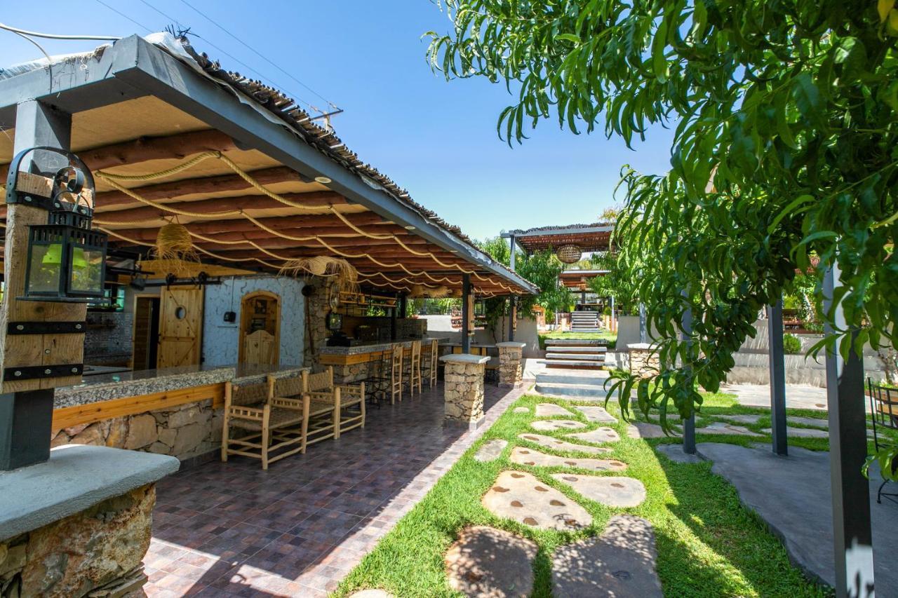 Riad Bella Montana Aïn Cheggag Dış mekan fotoğraf